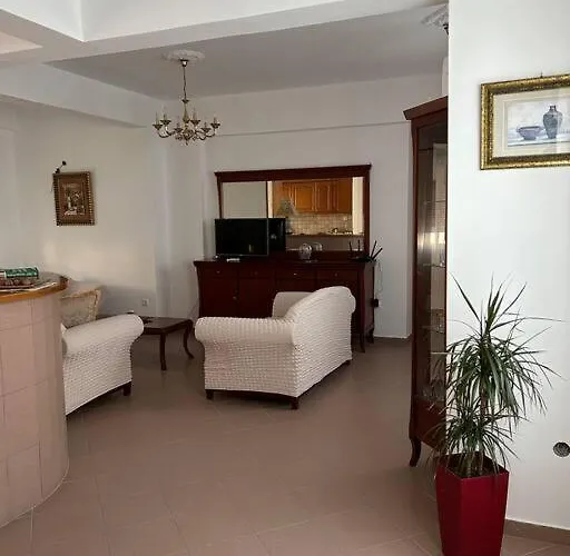 Fotini's * Naxos City